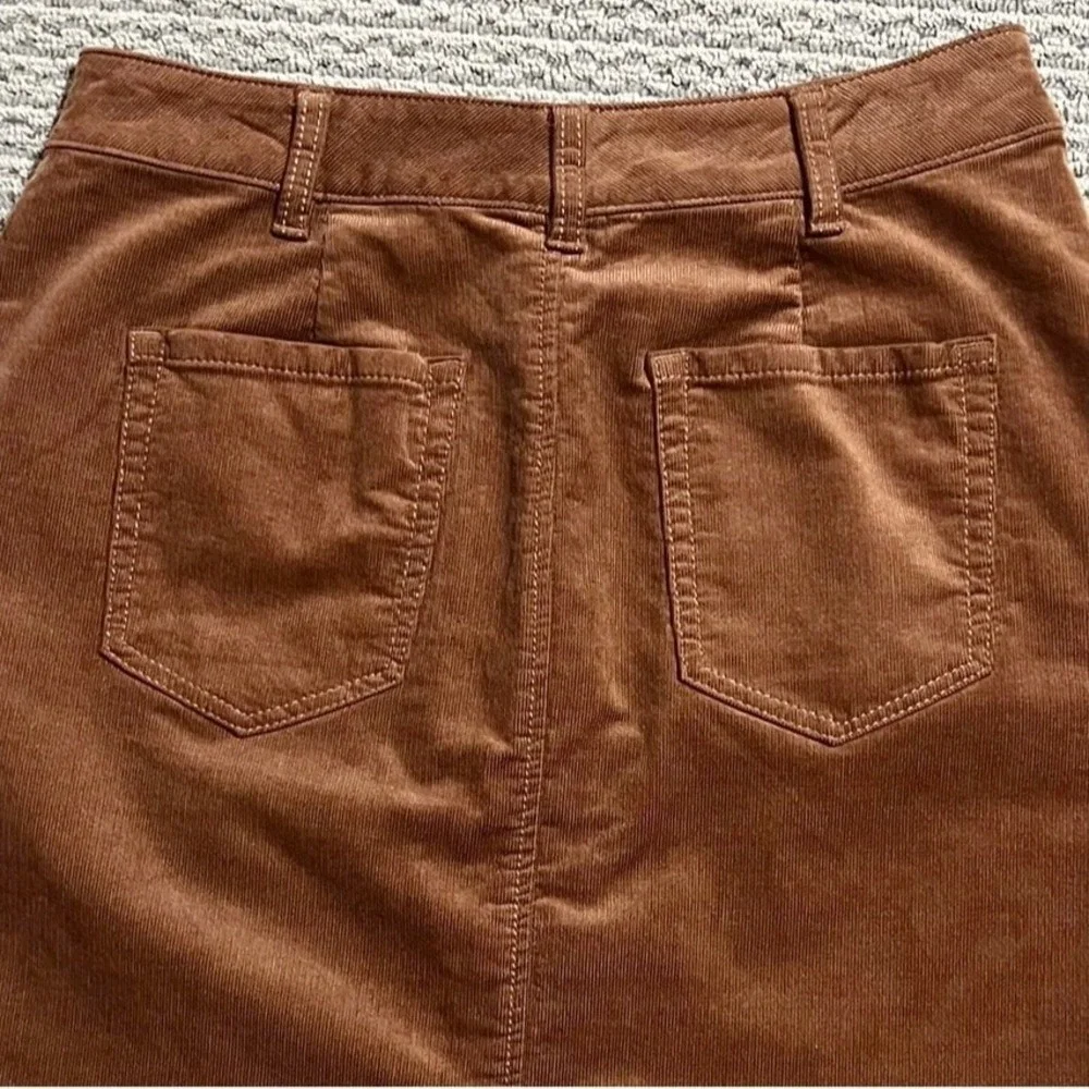 Cabi 3755 Women's Brown University Corduroy Button Front‎ A-Line Skirt Size 4